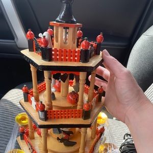 VINTAGE LILLIAN VERNON #3753 WOODEN HALLOWEEN CAROUSEL 3 TIERS PYRAMID WINDMILL